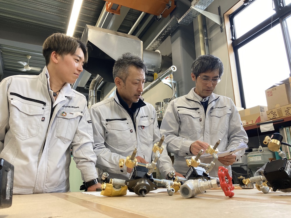 【人柄重視・書類選考・転勤無し】総合職(製造・設計・サービスエンジニア等)